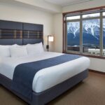 Stoneridge Mountain Resort Canmore - King Bedroom Suite