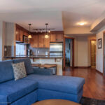 Stoneridge Mountain Resort Canmore - Kitchen, Dining, Living Room 3
